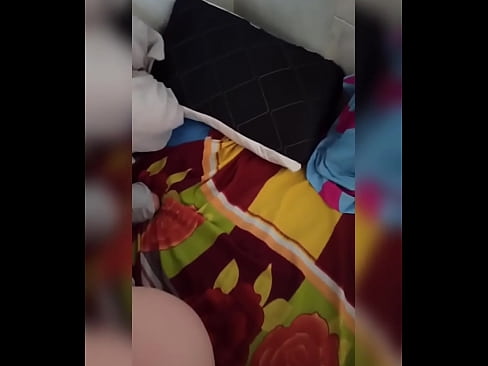 ❤️ השותפה שלי נשארת לבד בבית כי בעלה יוצא לחופשה ואני מנצלת את ההזדמנות לזיין אותה ולמלא לה את התחת בחלב ❤️❌ סרטון אנאלי אצלנו ❌️❤