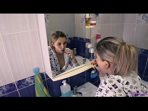 ❤️ פריצה עם צעירים בפיג'מה מסתיימים אוראלי בהצטיינות בתחת - לי שחור ❤️❌ סרטון אנאלי אצלנו ❌️❤